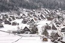 <小松空港・金沢駅発>世界遺産・白川郷と高山の散策