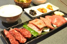 鶴橋で焼肉ランチと生野コリアタウンへ行く日帰りバスツアー 24310A