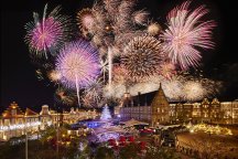 【博多発着】2025年11月15日(土)ハウステンボス九州一大花火まつり！≪特別観覧席Aブロック(イス席)≫