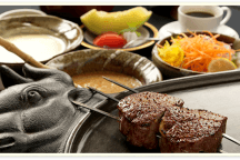 知多森牧場のステーキランチといちご狩り　2H033A