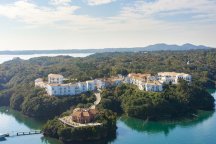 異国情緒あふれる志摩地中海村とコキア・コスモスが彩る観光農園！食べ歩きの伊勢神宮　JPNSCI90