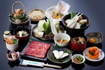 恵那 松茸づくし会席の昼食 日本大正村と馬籠宿へ行く日帰りバスツアー 24270A