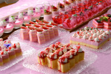 渥美半島いちご狩り&菜の花まつりとイタリアン&いちごスイーツビュッフェ23215A