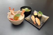 大好評!岐阜名古屋発蟹食べに行こう!日本海側最大級の海鮮市場・日本海さかな街で選べる蟹ランチと新鮮な海の幸のお買い物へ行く日帰りバスツアービンゴゲーム1等外国産冷凍本ズワイ蟹約500g姿1杯プレゼント!