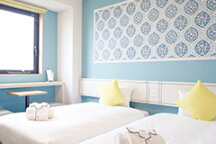 【名古屋発オリオンバスで行く】往復路線バス＆ホテル　ホテルユーラシア舞浜ANNEX 　舞浜駅からホテルへ無料シャトルバスでらくらく移動！２～３名（1泊4日）